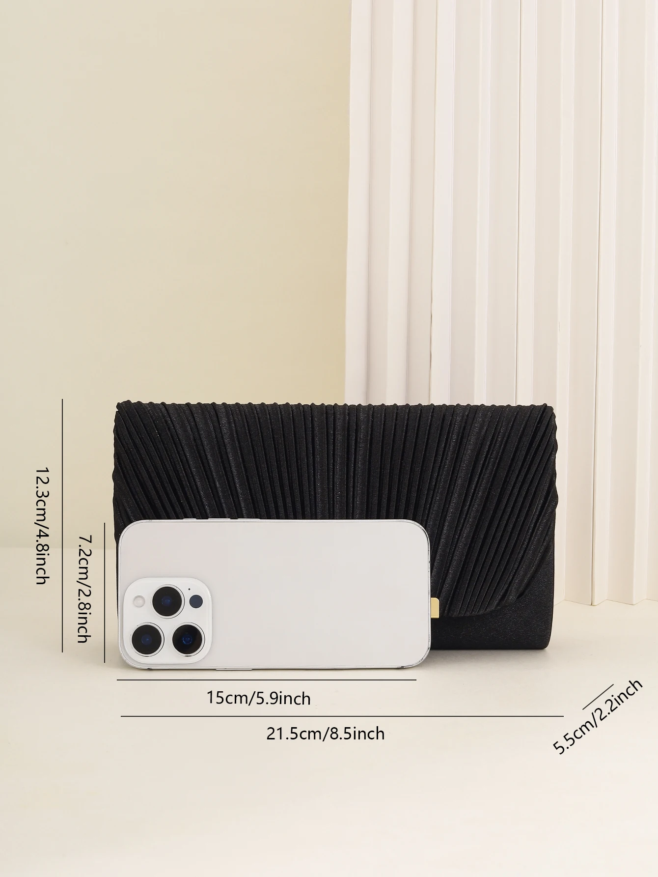 Pochette Plissée Élégance petit sac carré avec chaîne, design plissé, adapté aux fêtes, mariages, bals de fin d'année, banquets