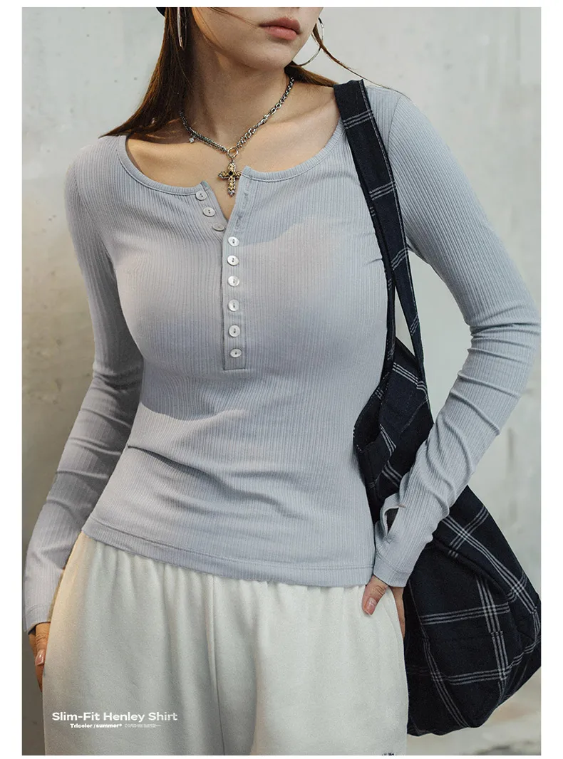 Top Élégance Minimaliste - haut en tricot côtelé pour femme à manches longues