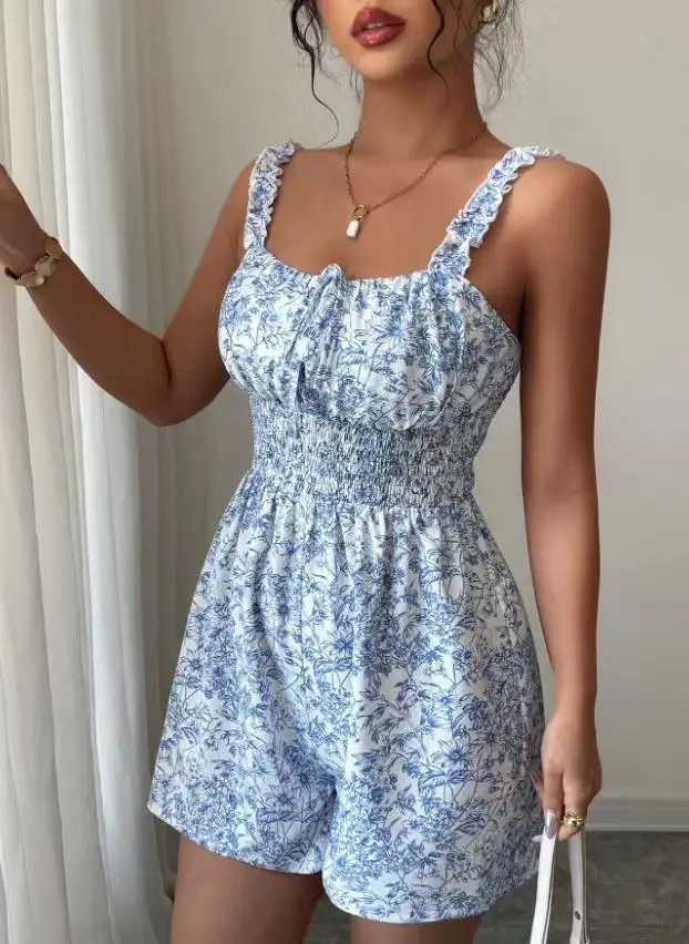 Combinaison Courte Fleurie Femme – Romantique & Chic