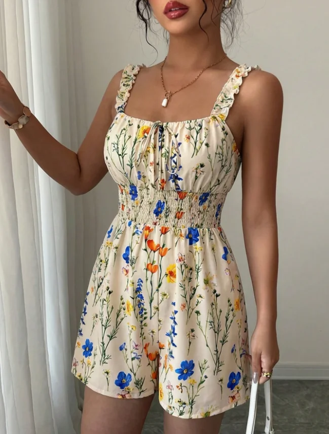 Combinaison Courte Fleurie Femme – Romantique & Chic
