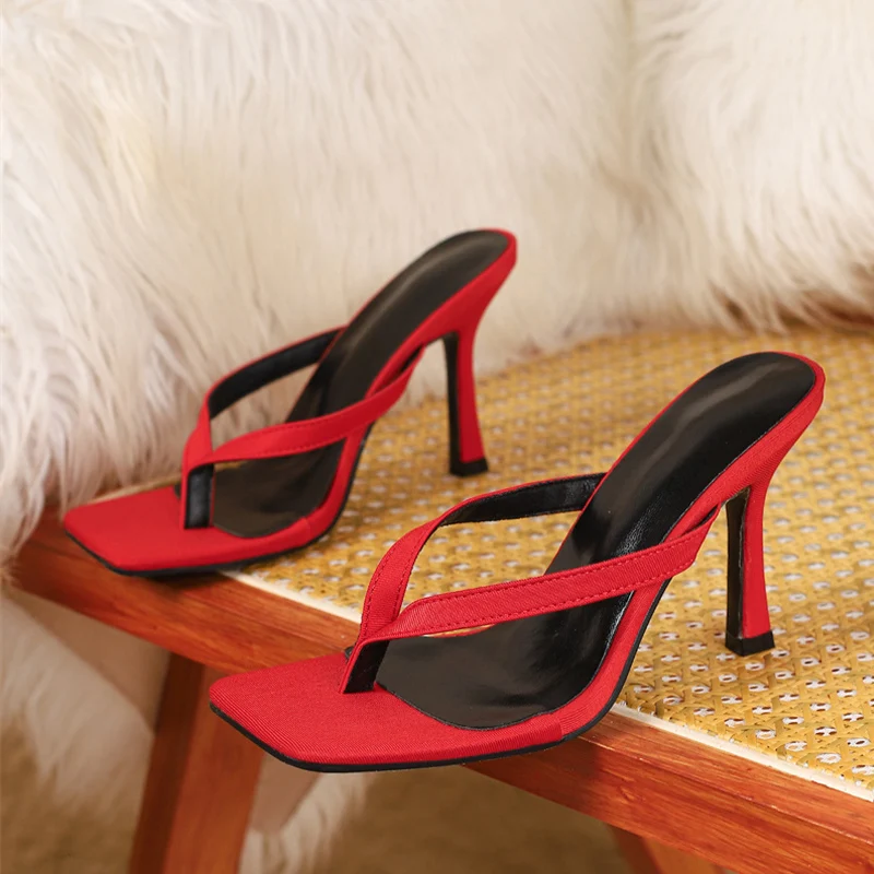 Mules à Talons Dorées Femme – Sandales Élégantes à Bout Carré Style Chic & Soirée